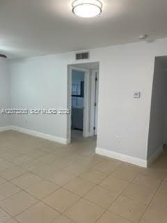 1985 NE 168th St # 7, North Miami Beach, FL 33162 photo 4