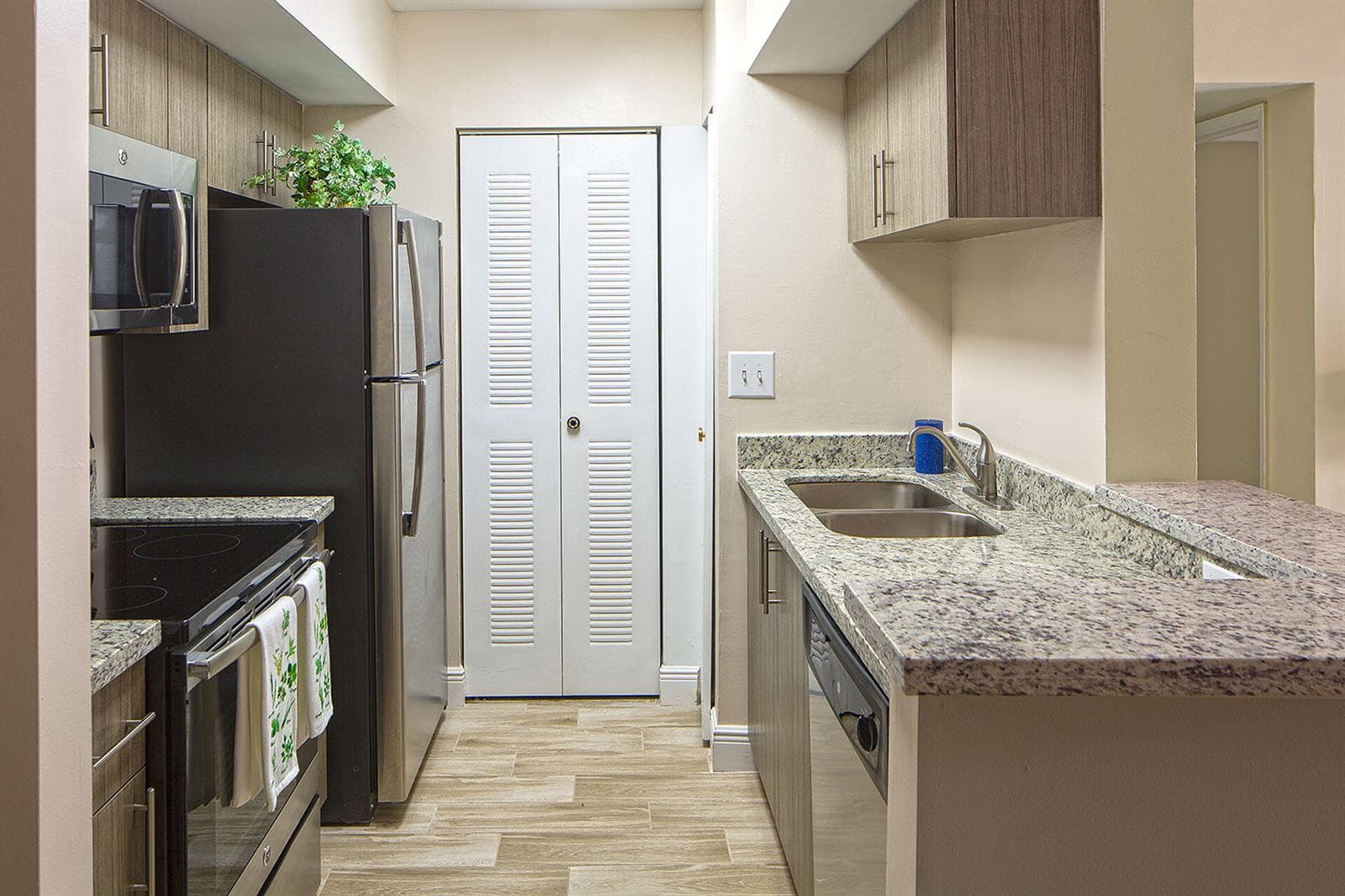 13901 SW 122ND Avenue # 10-101, Miami, FL 33186 photo 4