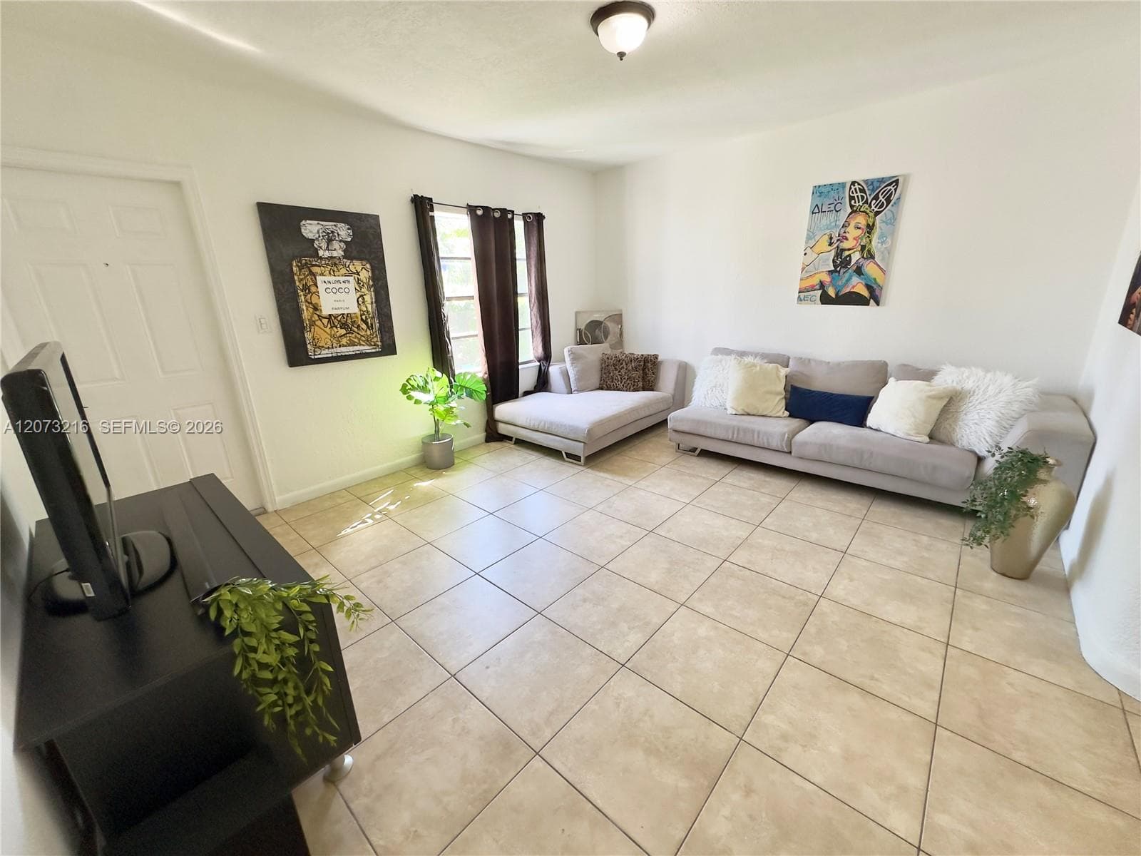 301 NW 37th St # CU1, Miami, FL 33127 photo 5