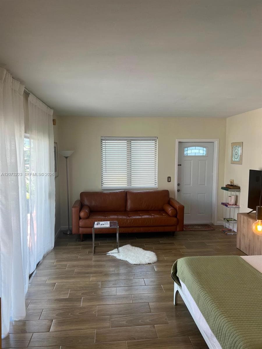7720 Harding Ave # 8, Miami Beach, FL 33141 photo 5