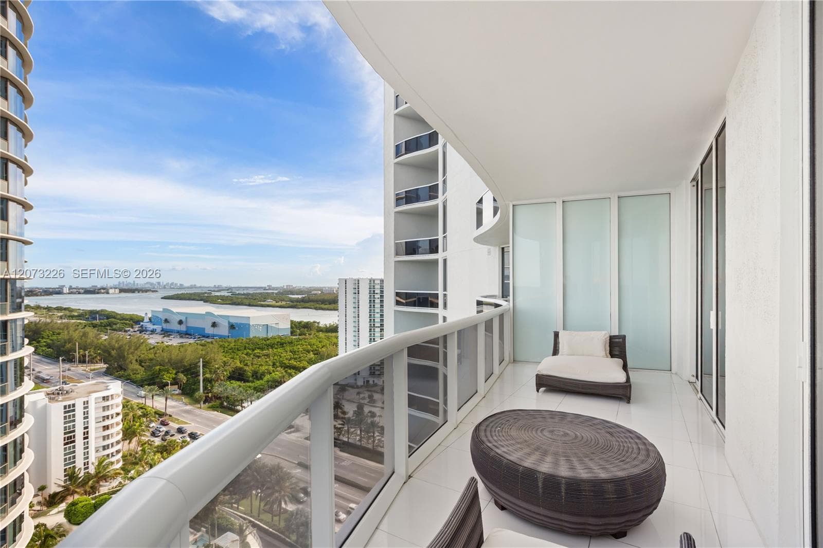 15811 Collins Ave # 1702, Sunny Isles Beach, FL 33160 photo 2