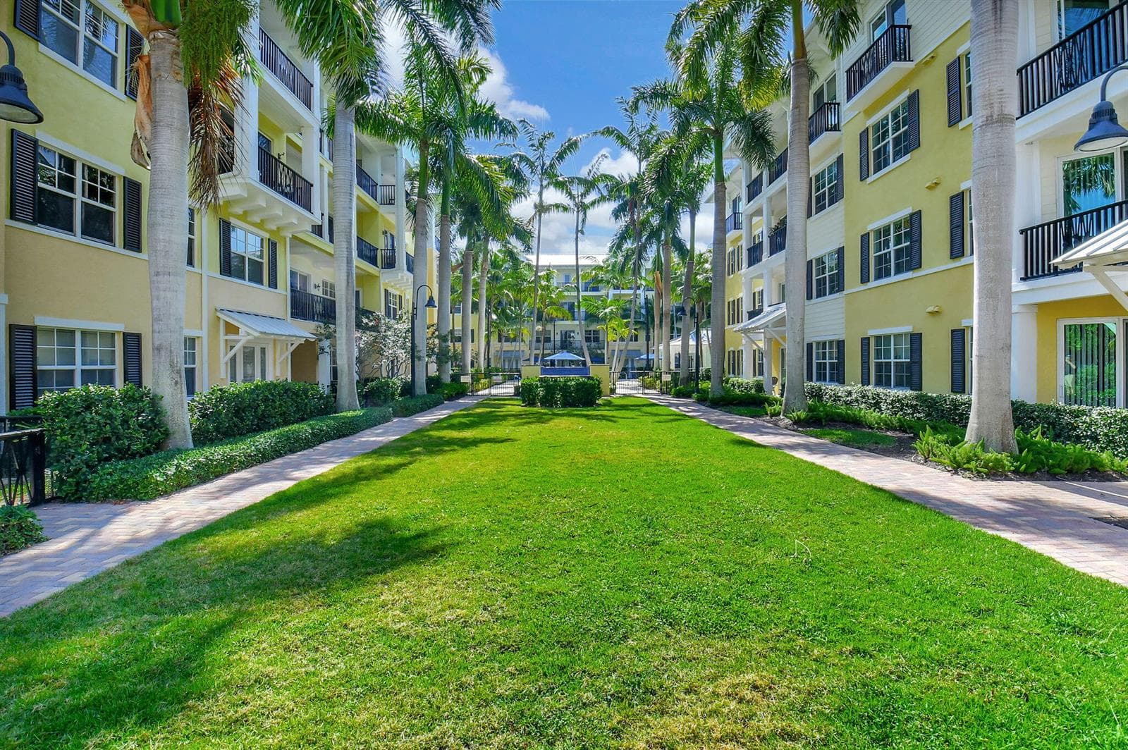 225 S Latitude Circle # Unit 402, Delray Beach, FL 33483 photo 4