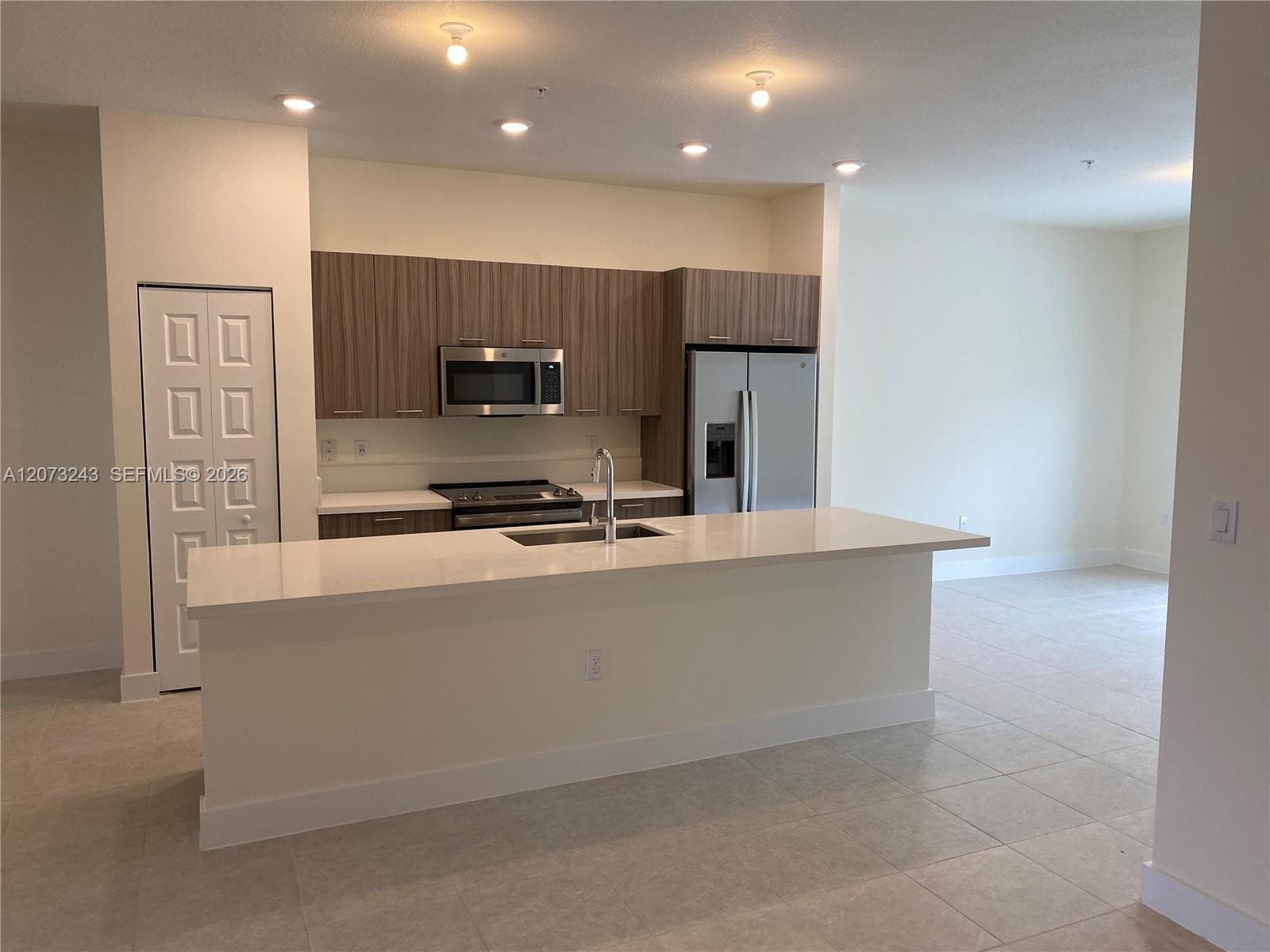 7915 NW 104th Ave # 4, Doral, FL 33178 photo 3