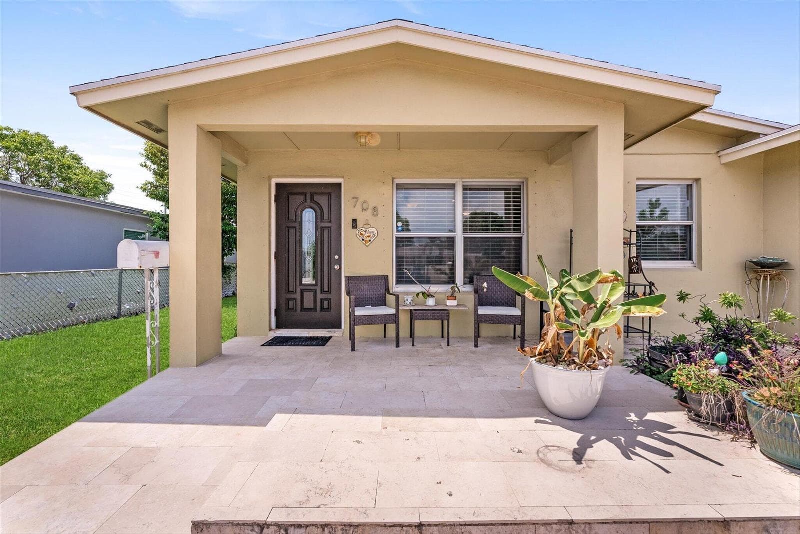708 HILLCREST Boulevard, West Palm Beach, FL 33405 photo 4