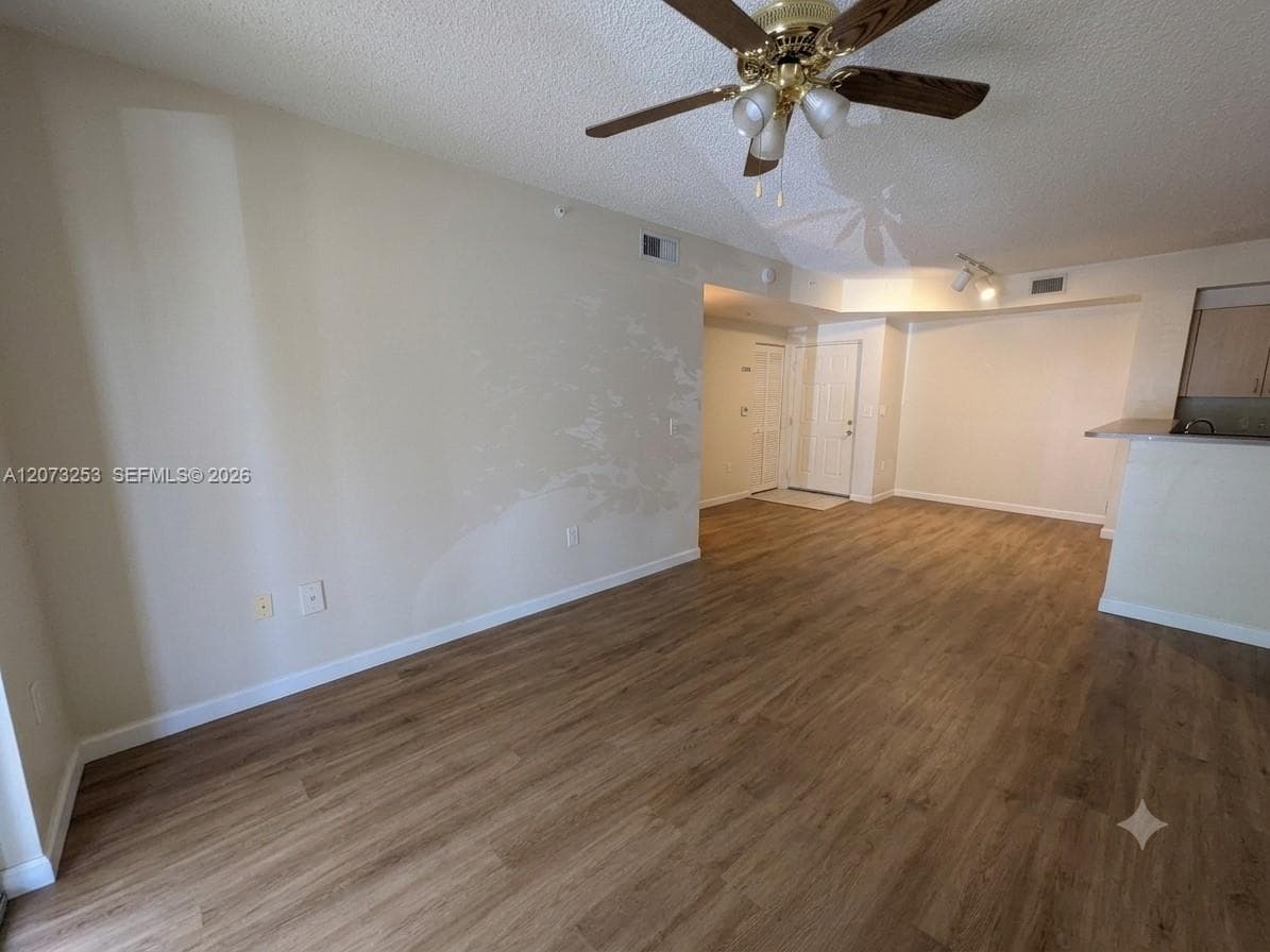 8060 N Nob Hill Rd # 101, Tamarac, FL 33321 photo 2