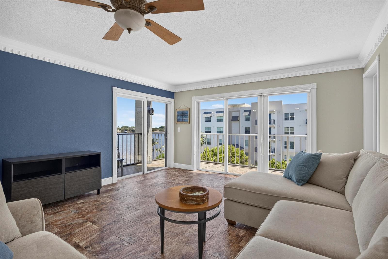 1206 S LAKE Drive # 504, Lantana, FL 33462