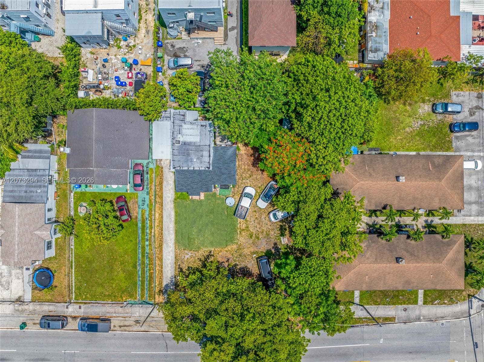 1027 NW 29th St, Miami, FL 33127 photo 2