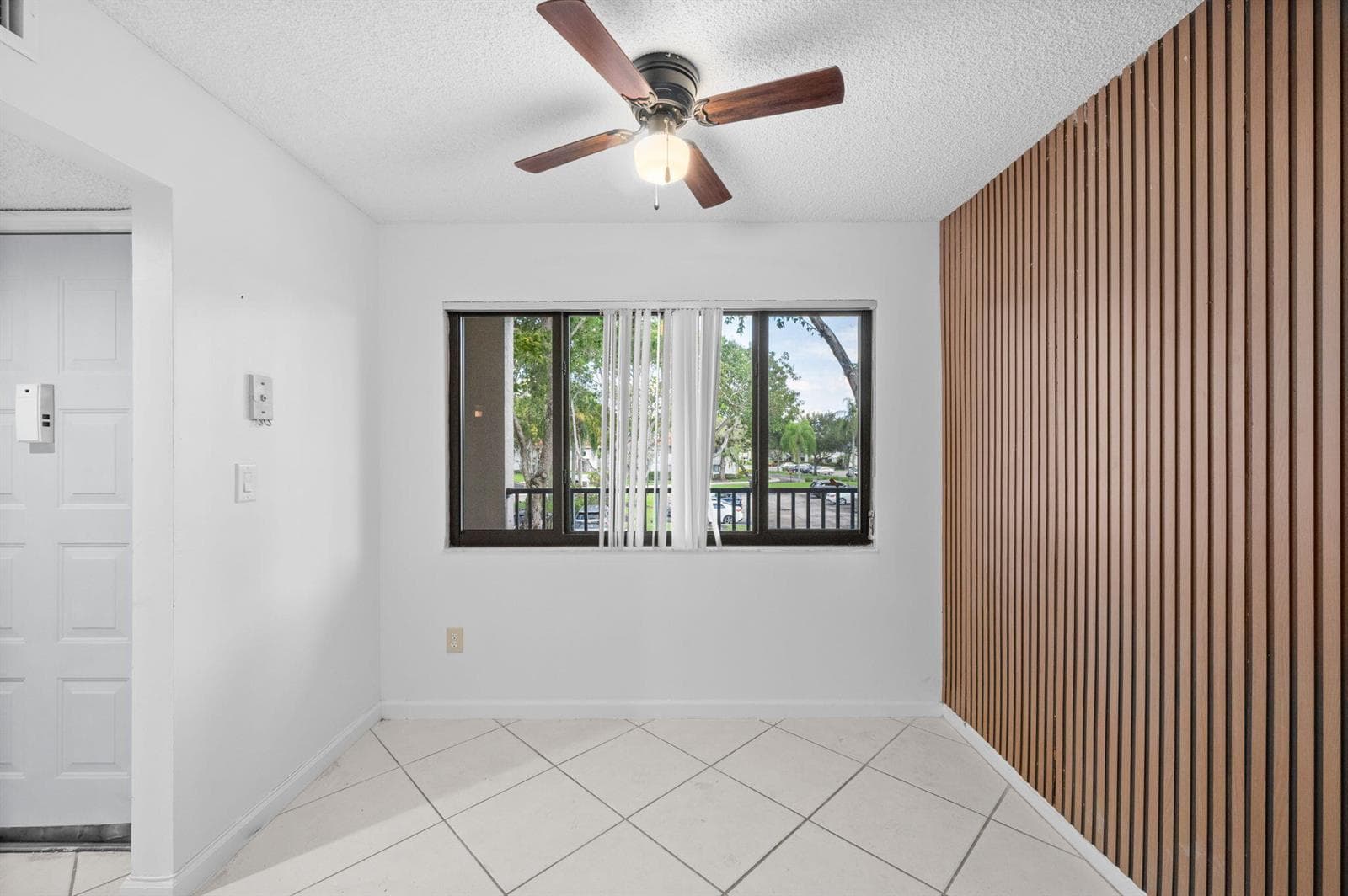 10837 W CLAIRMONT Circle # 208, Tamarac, FL 33321 photo 5
