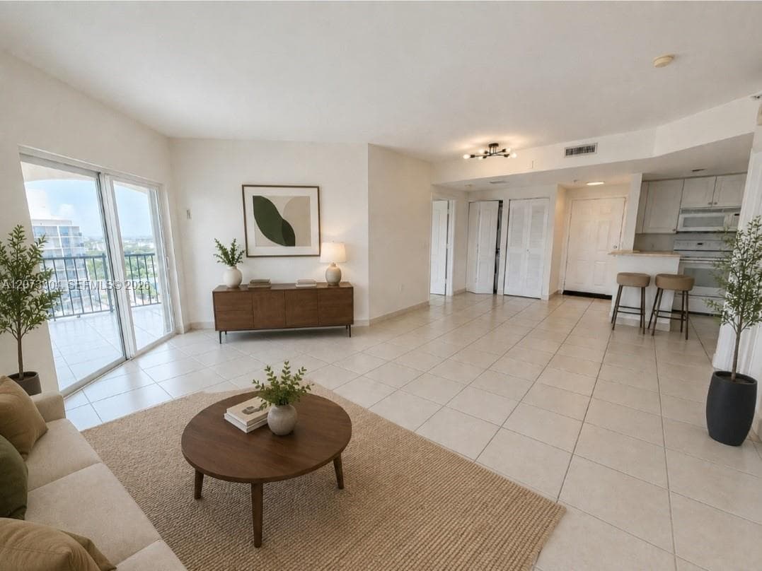1627 SW 37th Ave # 803, Miami, FL 33145 photo 4
