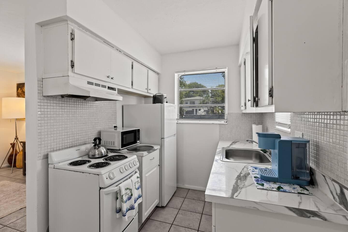 1826 Sherman Street # Apt 1, Hollywood, FL 33020 photo 2