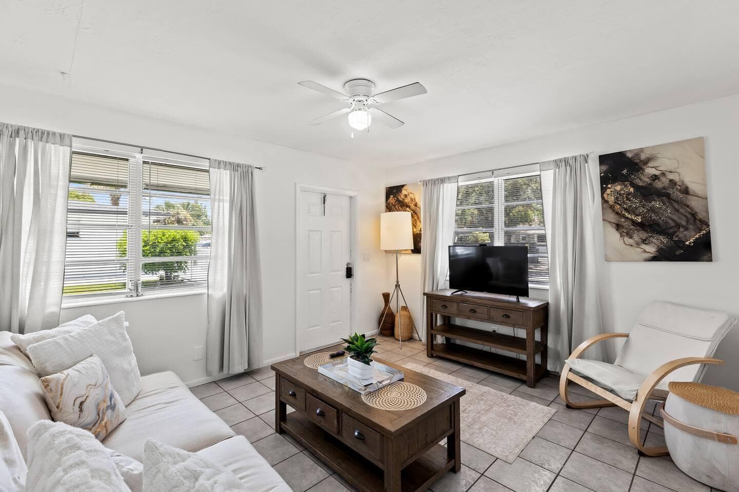1826 Sherman Street # Apt 1, Hollywood, FL 33020 photo 3