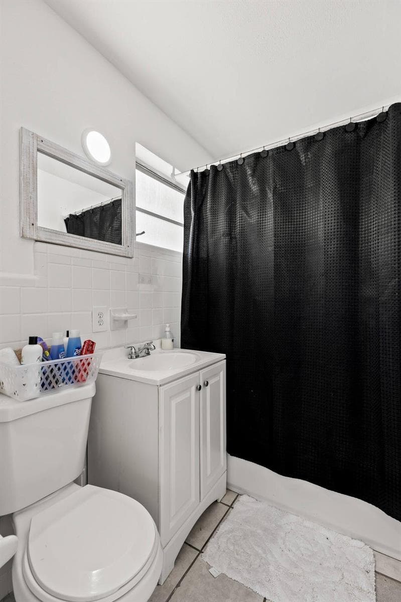 1826 Sherman Street # Apt 1, Hollywood, FL 33020 photo 4