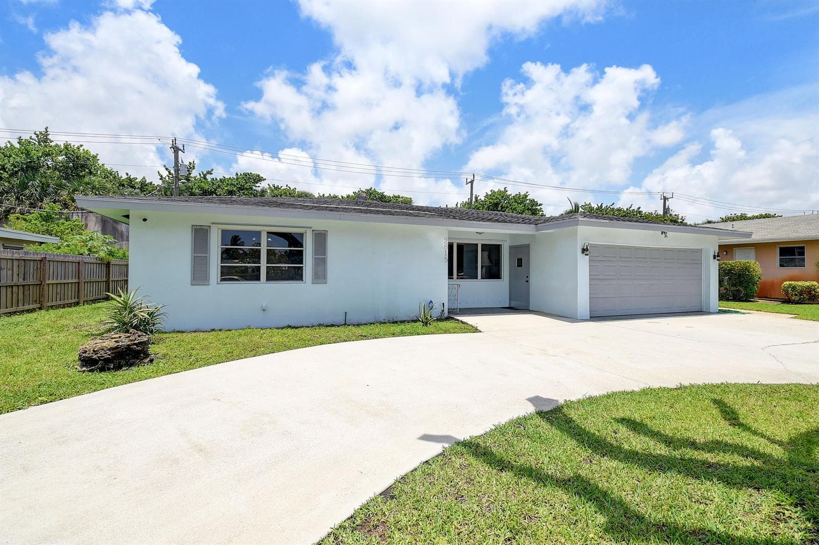 2815 SW 9th Street, Boynton Beach, FL 33435 photo 2
