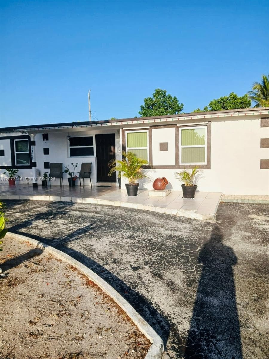 4400 SW 112th Pl, Miami, FL 33165