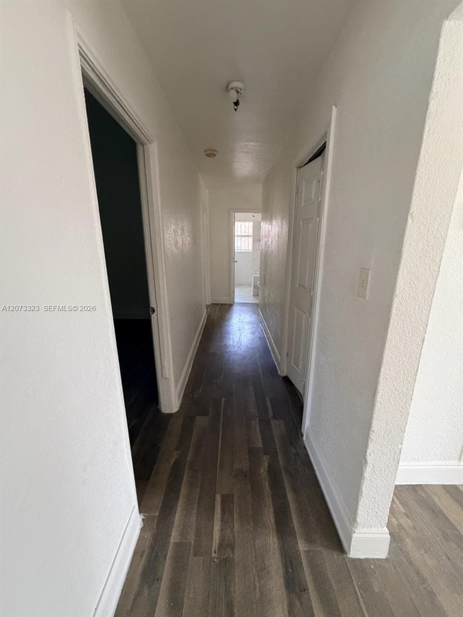 786 NW 75th St # F, Miami, FL 33150 photo 2