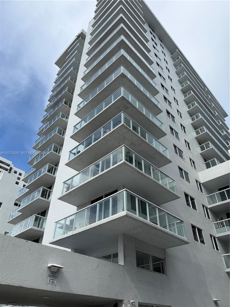 2457 Collins Ave # 1405, Miami Beach, FL 33140 photo 2