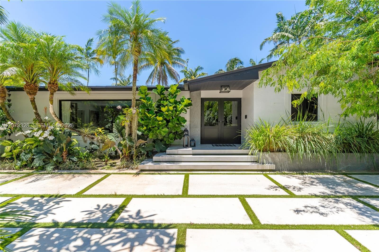 13400 SW 70th Ave, Pinecrest, FL 33156 photo 2