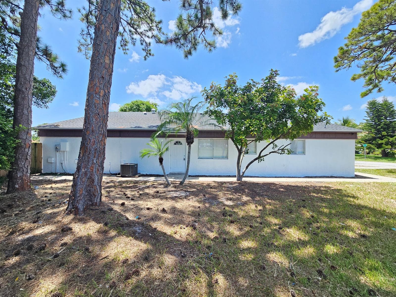 4824 NW 5TH Street, Delray Beach, FL 33445 photo 4
