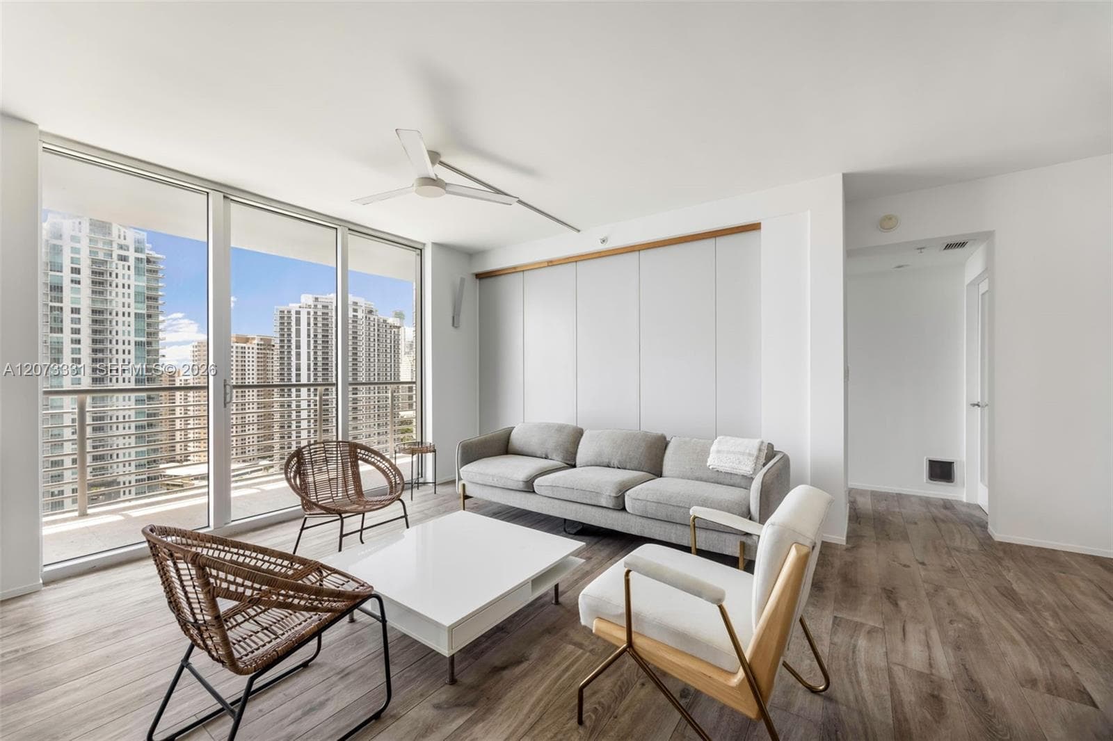 335 S Biscayne Blvd # 2805, Miami, FL 33131 photo 5