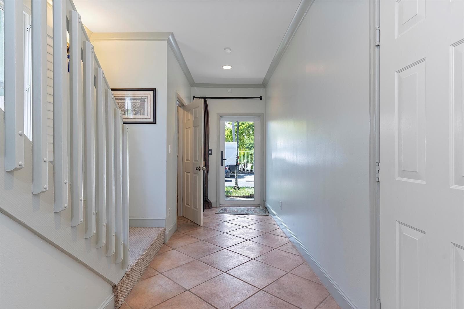 808 SW 4th Avenue, Fort Lauderdale, FL 33315 photo 5