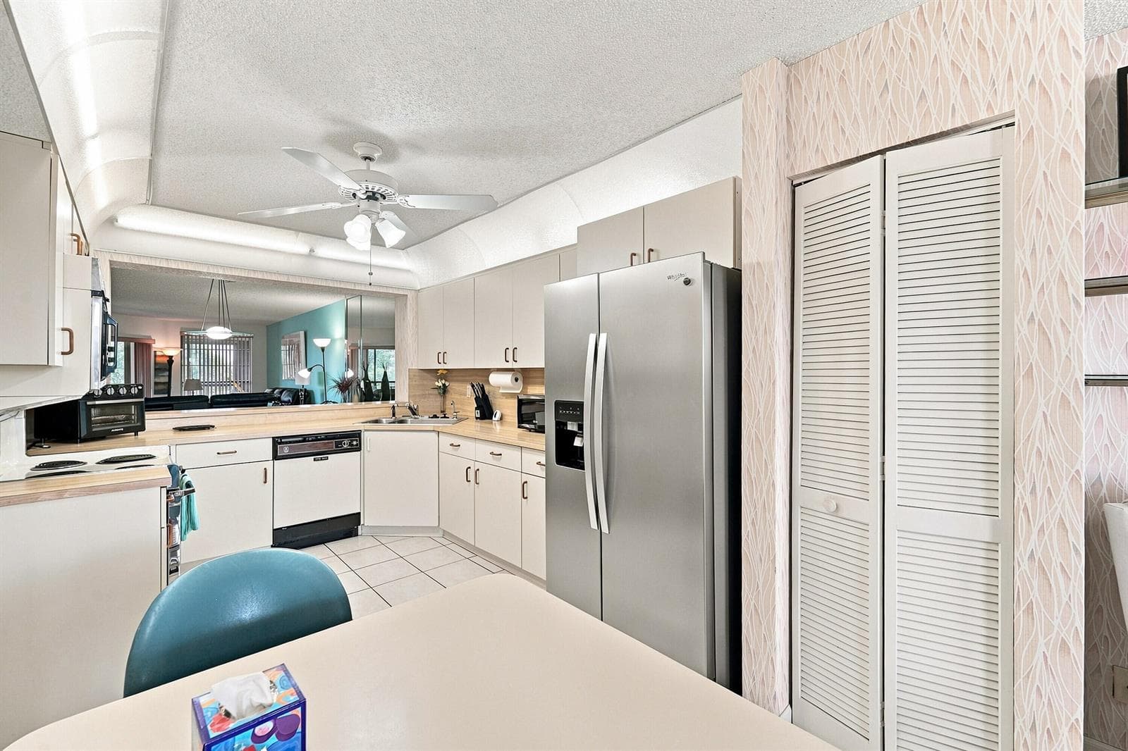 7254 FAIRFAX Drive # 304, Tamarac, FL 33321 photo 5