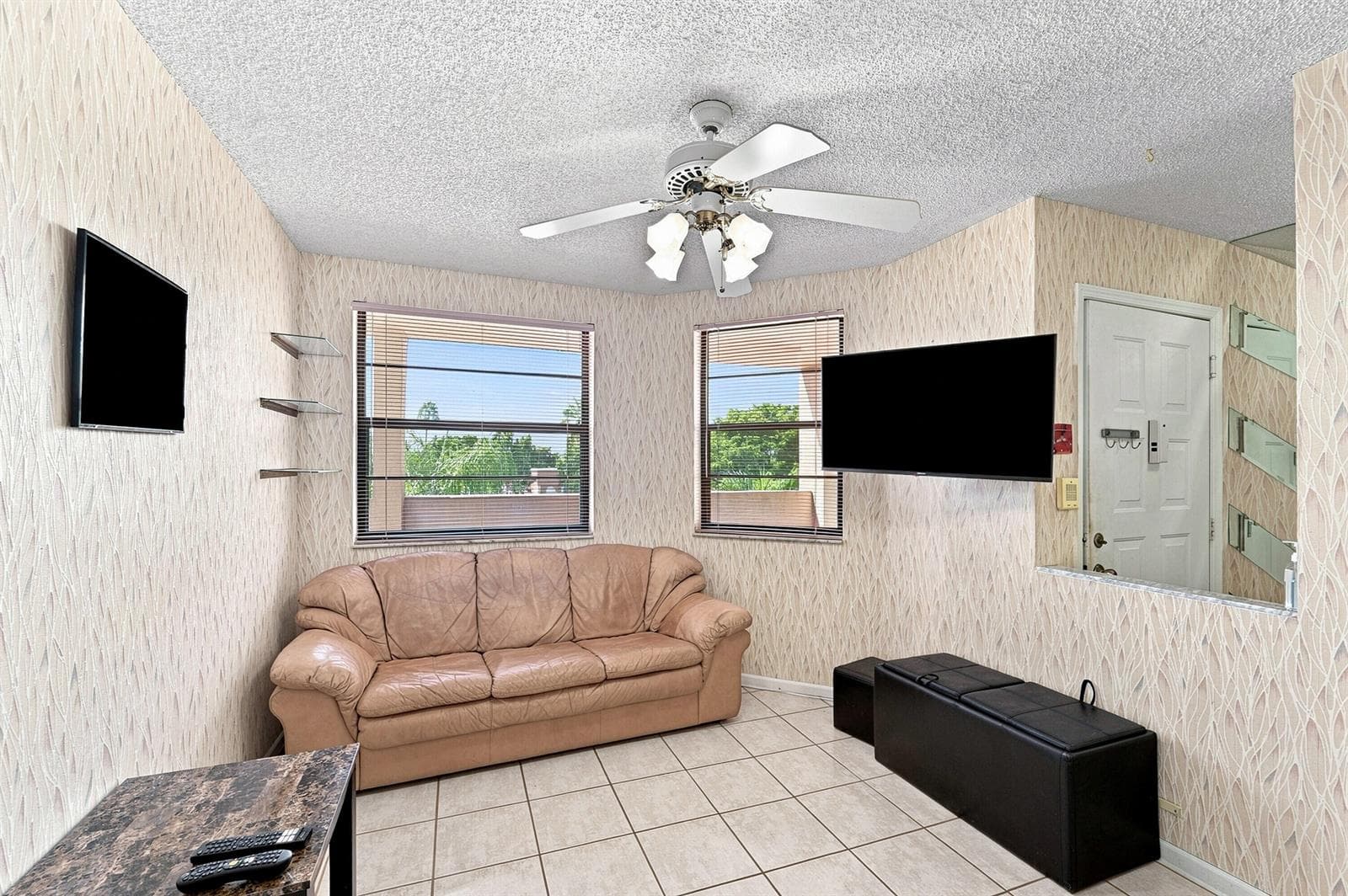 7254 FAIRFAX Drive # 304, Tamarac, FL 33321 photo 4