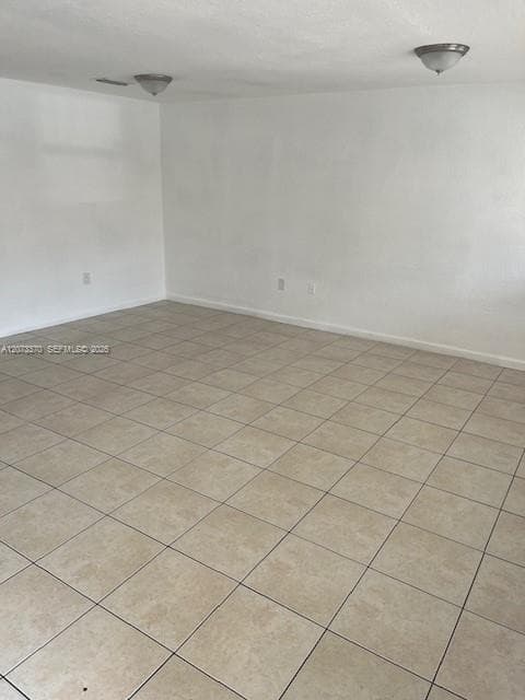 2735 NW 131 ST # 2735, Opa-Locka, FL 33054 photo 2