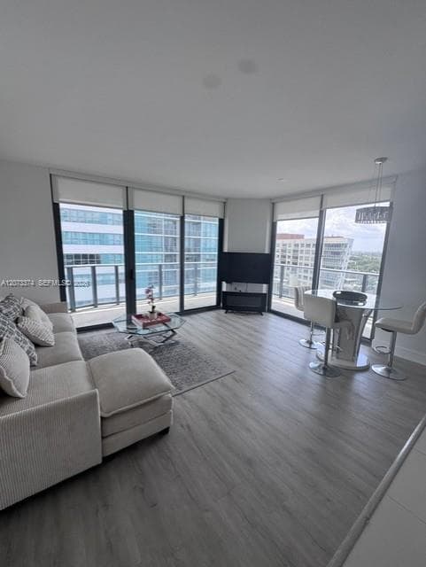 121 NE 34th St # 1001, Miami, FL 33137