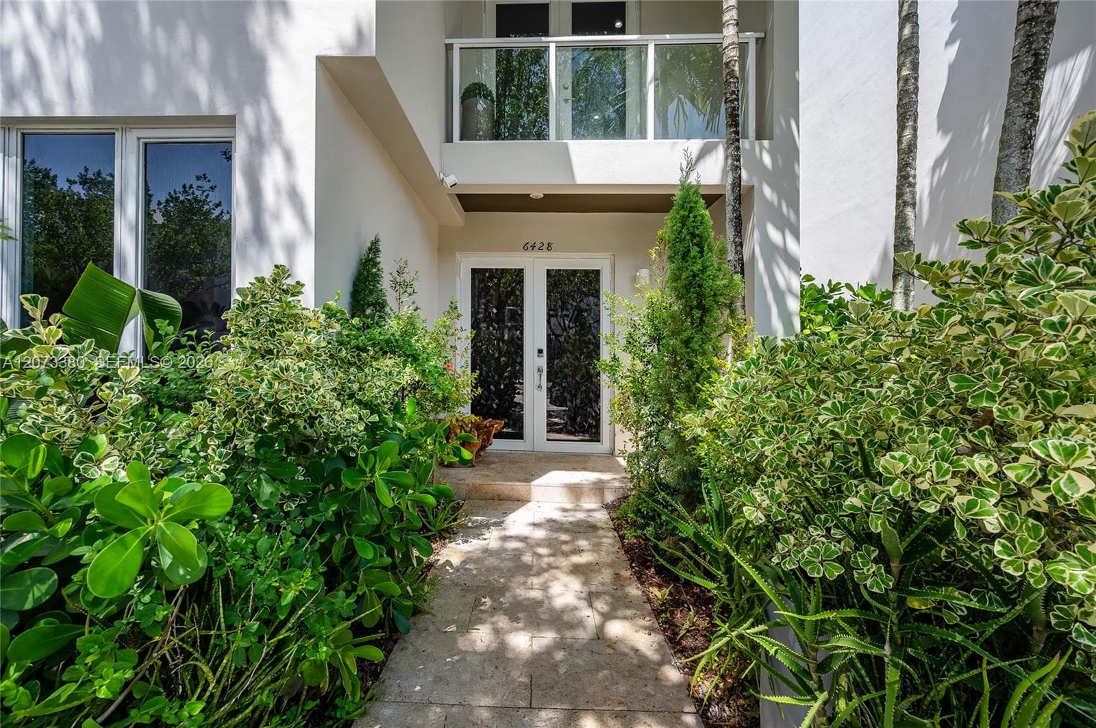 6428 NW 104th Ct, Doral, FL 33178 photo 3