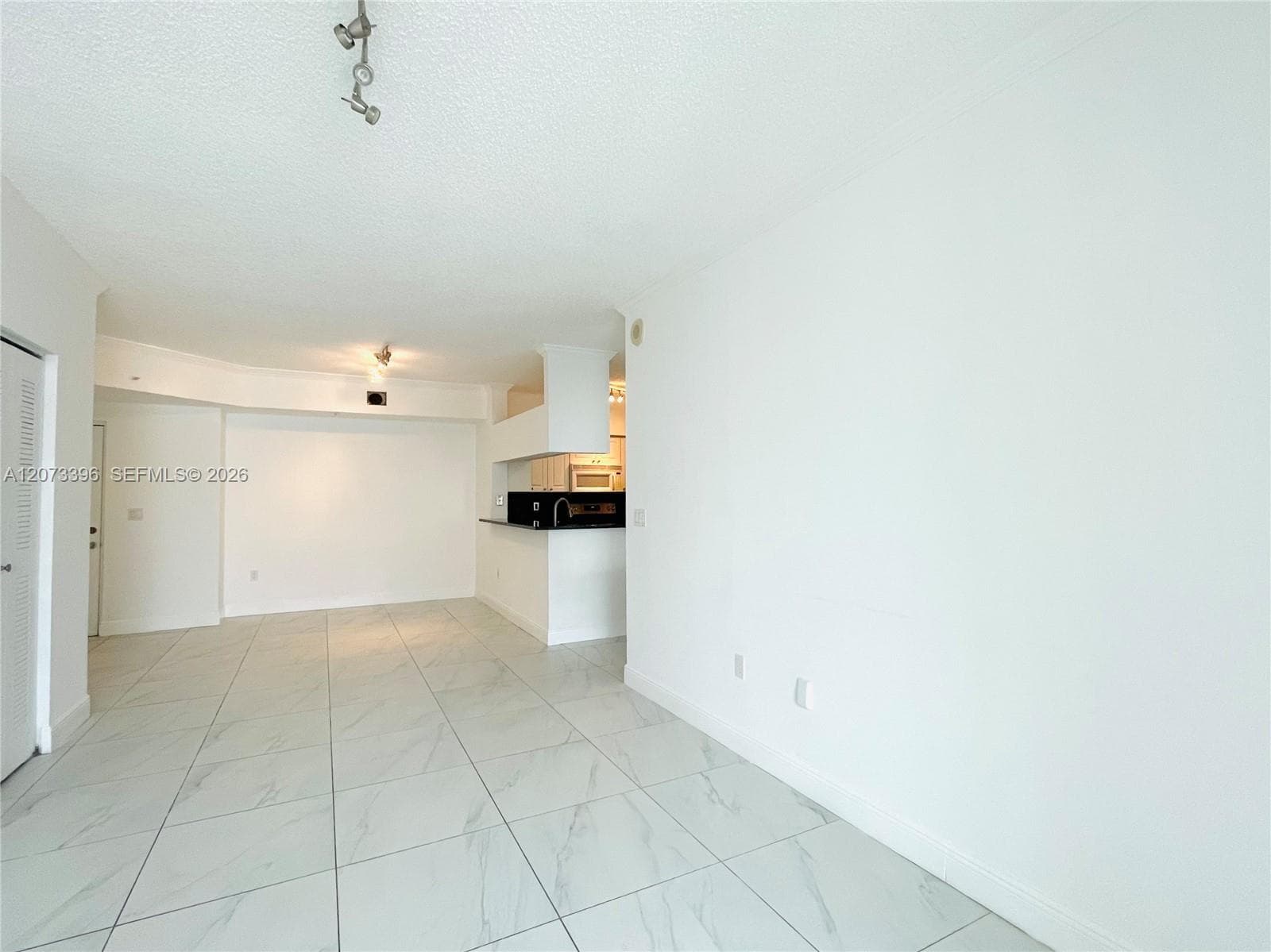 17150 N Bay Rd # 2902, Sunny Isles Beach, FL 33160 photo 3
