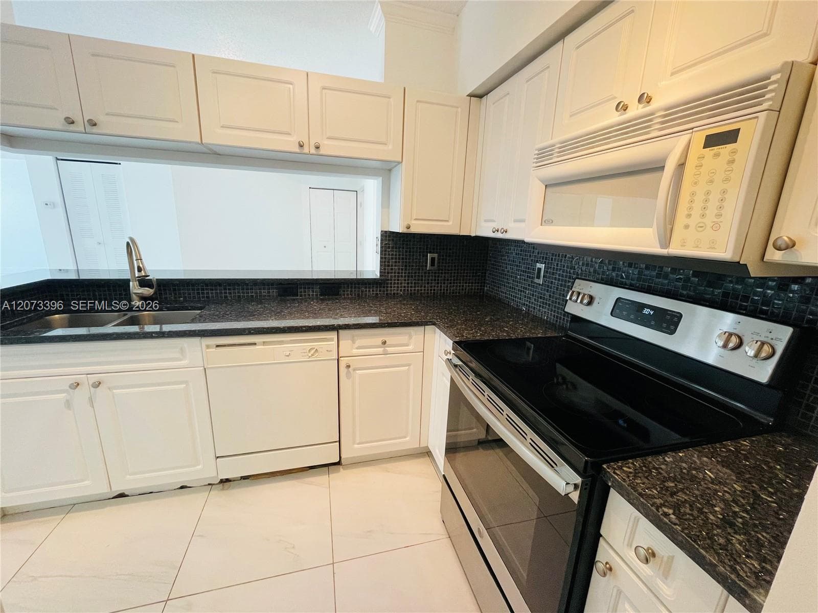 17150 N Bay Rd # 2902, Sunny Isles Beach, FL 33160 photo 5