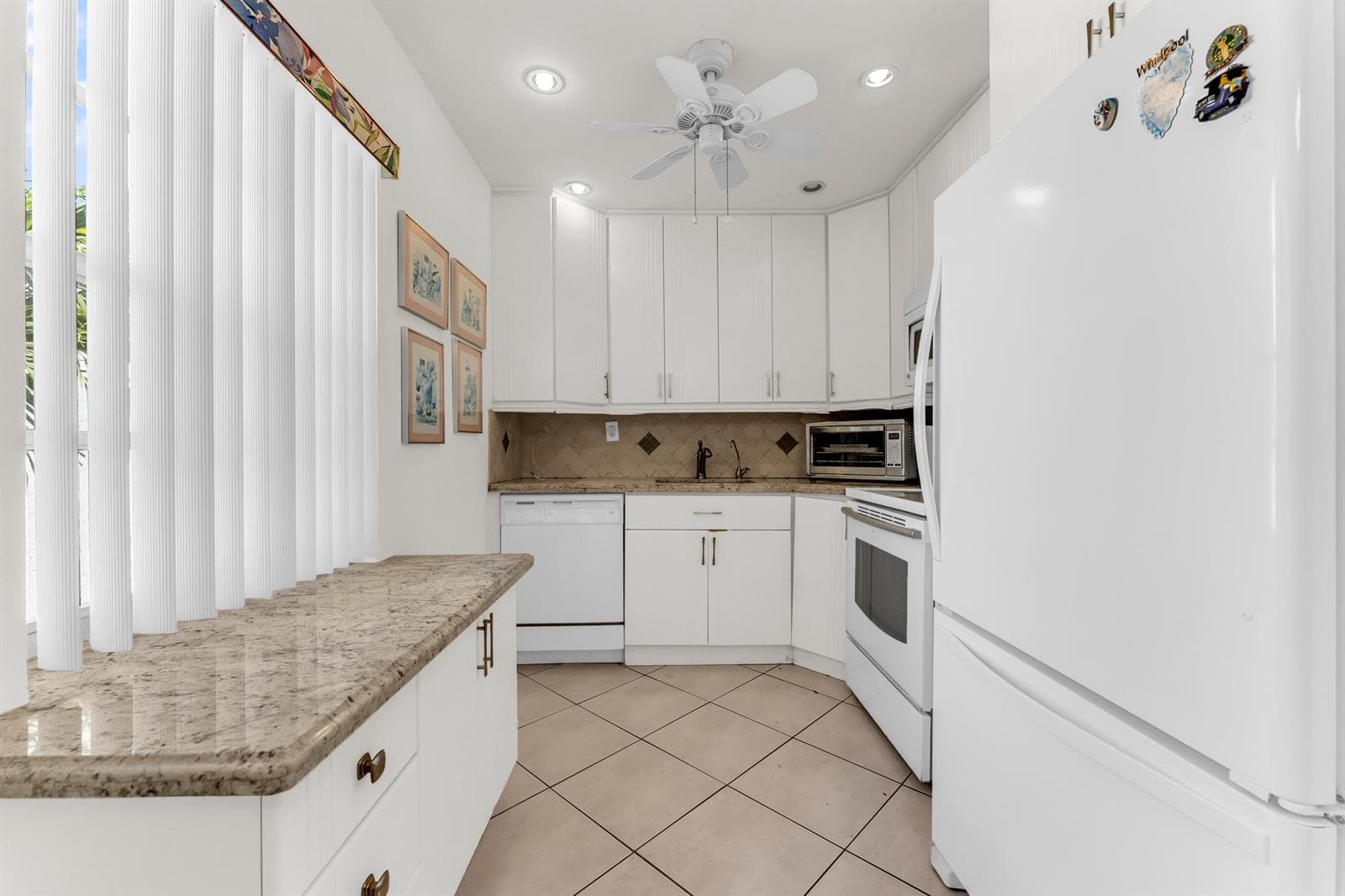 572 Flanders L # 572, Delray Beach, FL 33484 photo 3