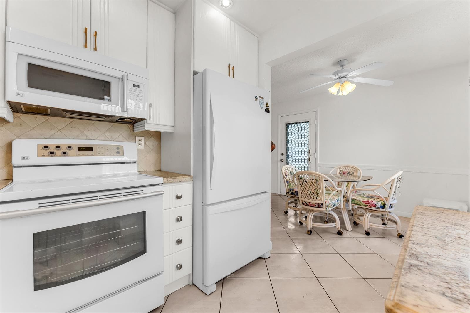 572 Flanders L # 572, Delray Beach, FL 33484 photo 4