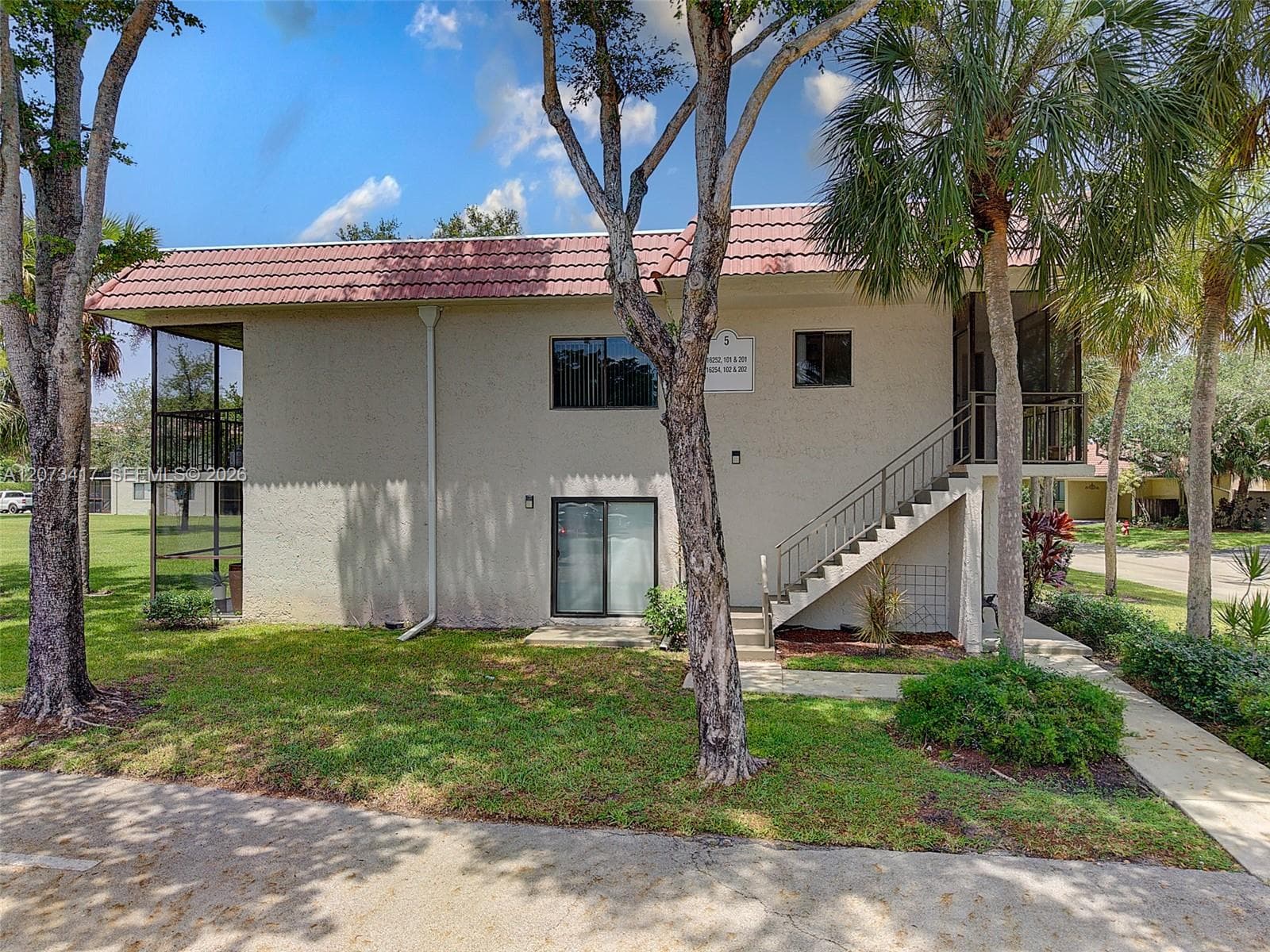 16252 Laurel Dr # 201, Weston, FL 33326 photo 2