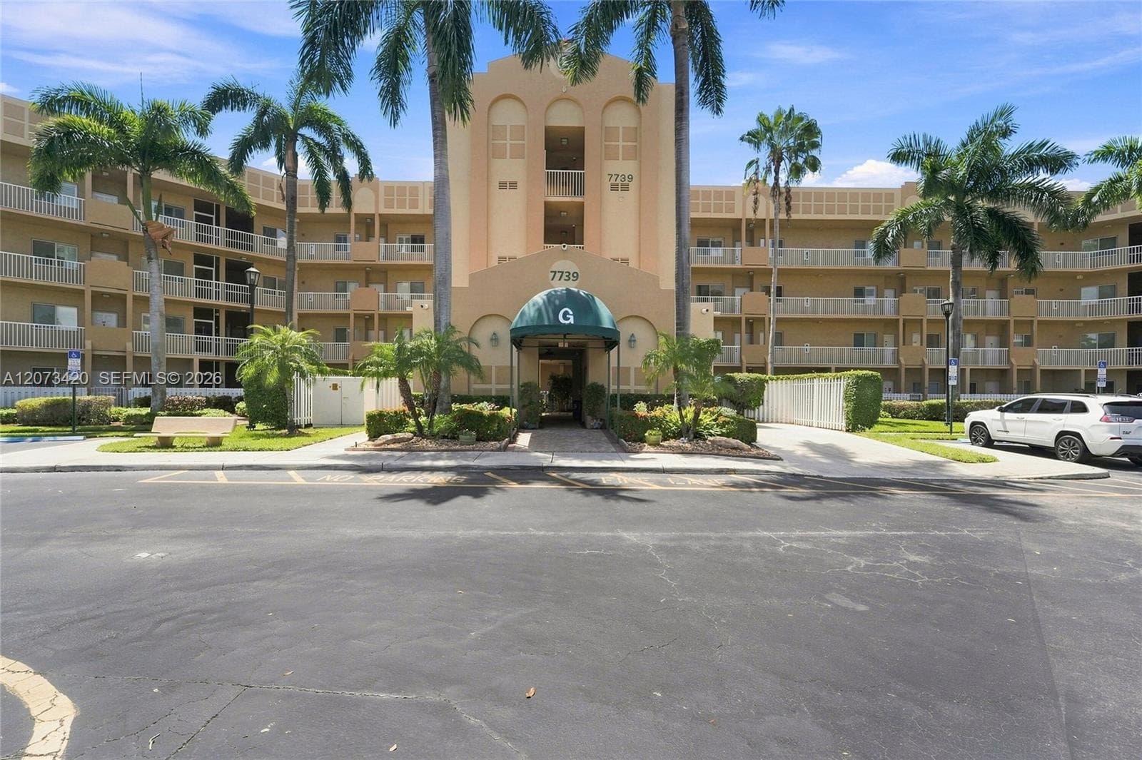 7739 Southampton Ter # 308, Tamarac, FL 33321 photo 2