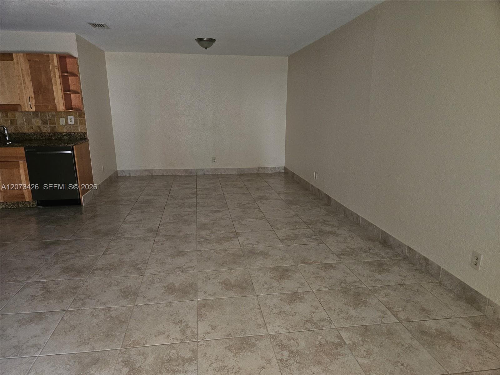 2500 NE 193rd St # 2502, North Miami Beach, FL 33180 photo 2