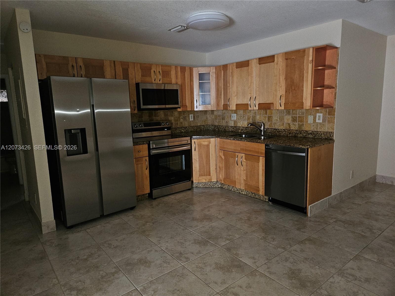 2500 NE 193rd St # 2502, North Miami Beach, FL 33180