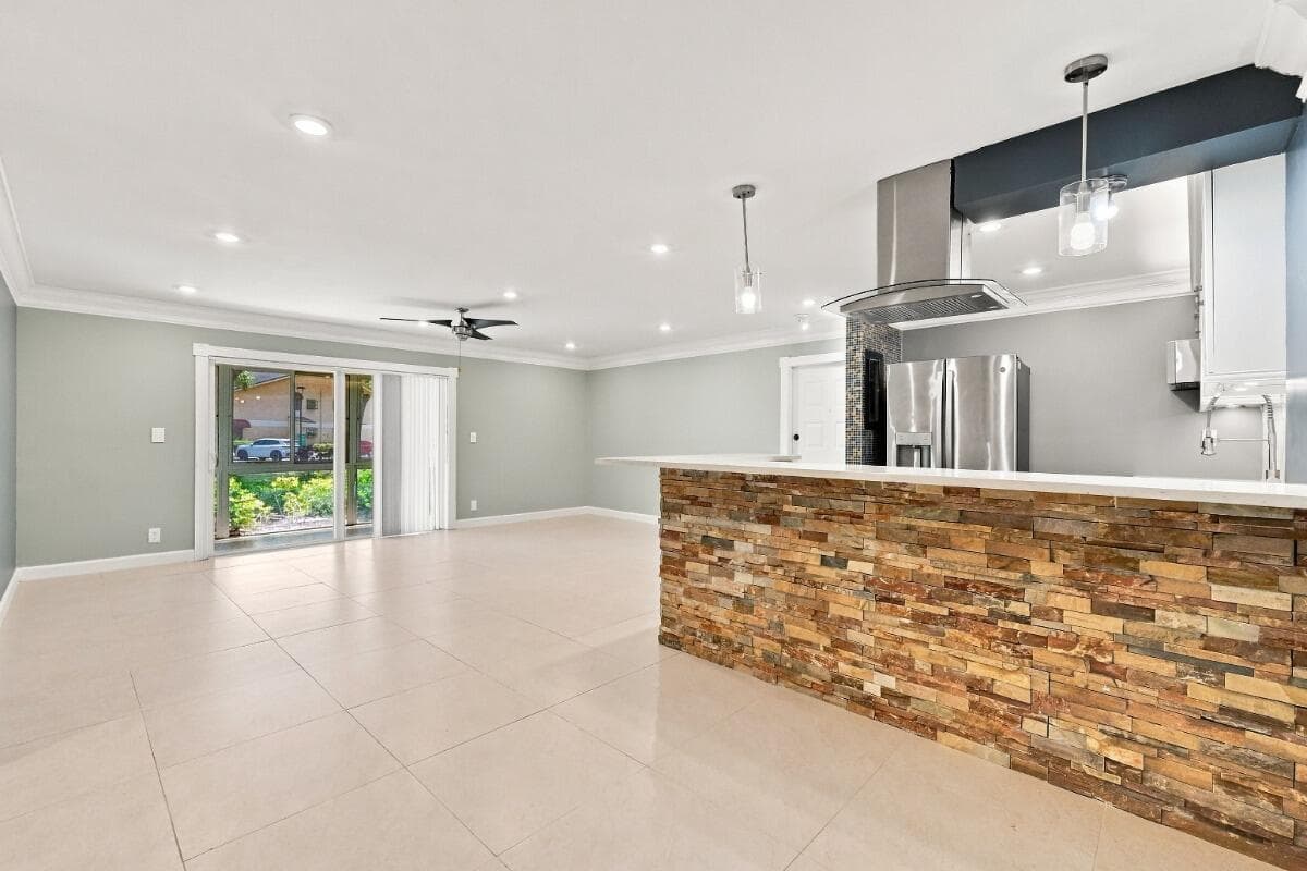 3017 N Oakland Forest Drive # 102, Oakland Park, FL 33309 photo 5