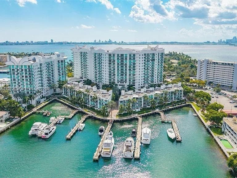 7910 Harbor Island Dr # 904, North Bay Village, FL 33141 photo 5