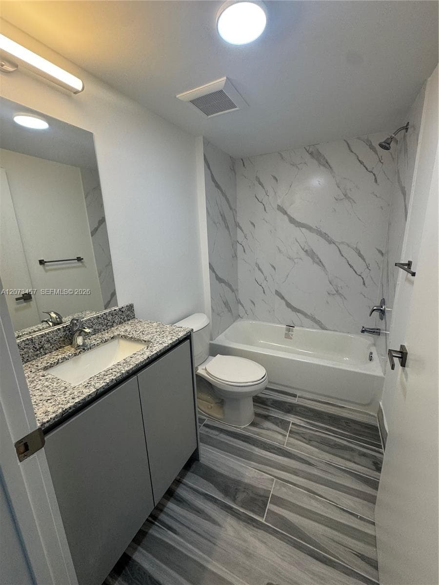 2675 NW 87th st # 302, Miami, FL 33147 photo 4