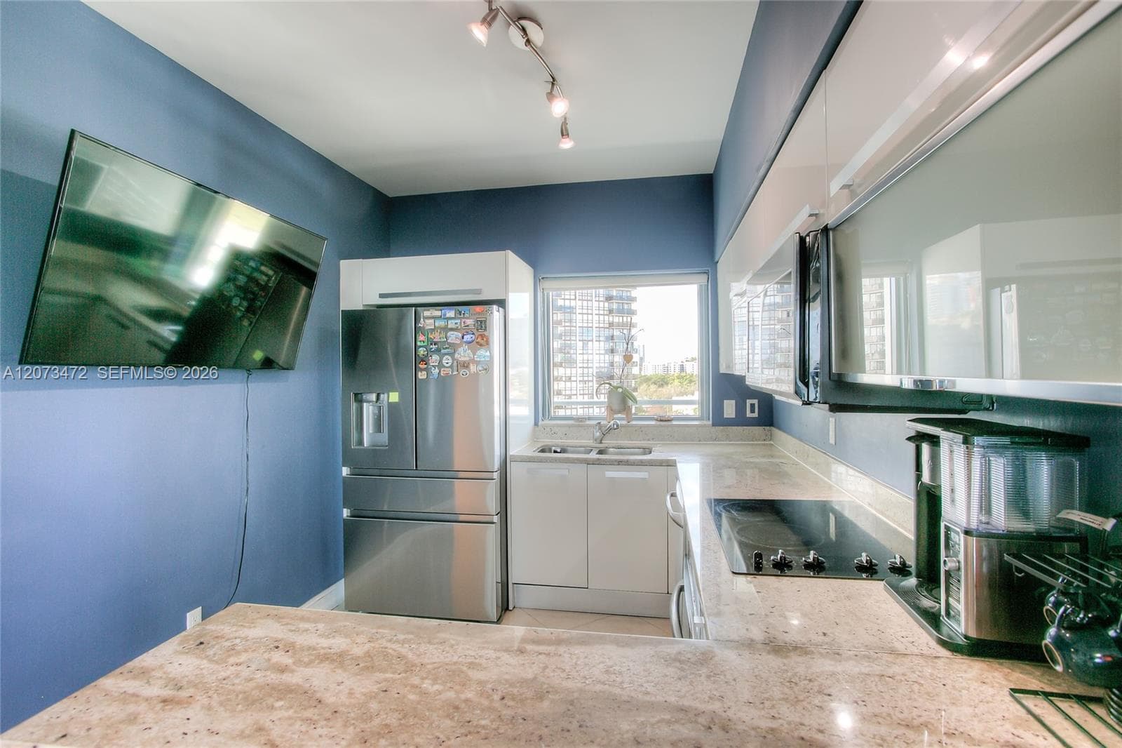 601 NE 36th St # 710, Miami, FL 33137 photo 4
