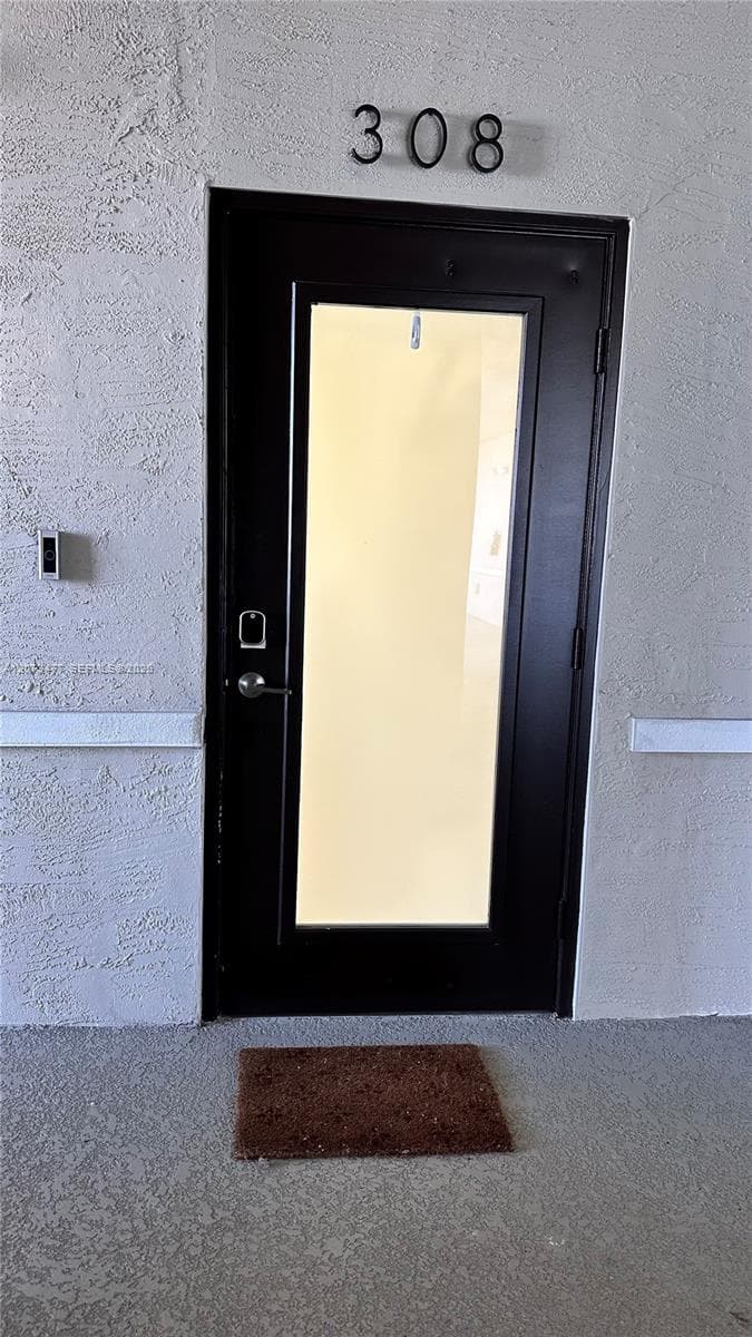 8001 NW 41st St # 308, Doral, FL 33166 photo 2