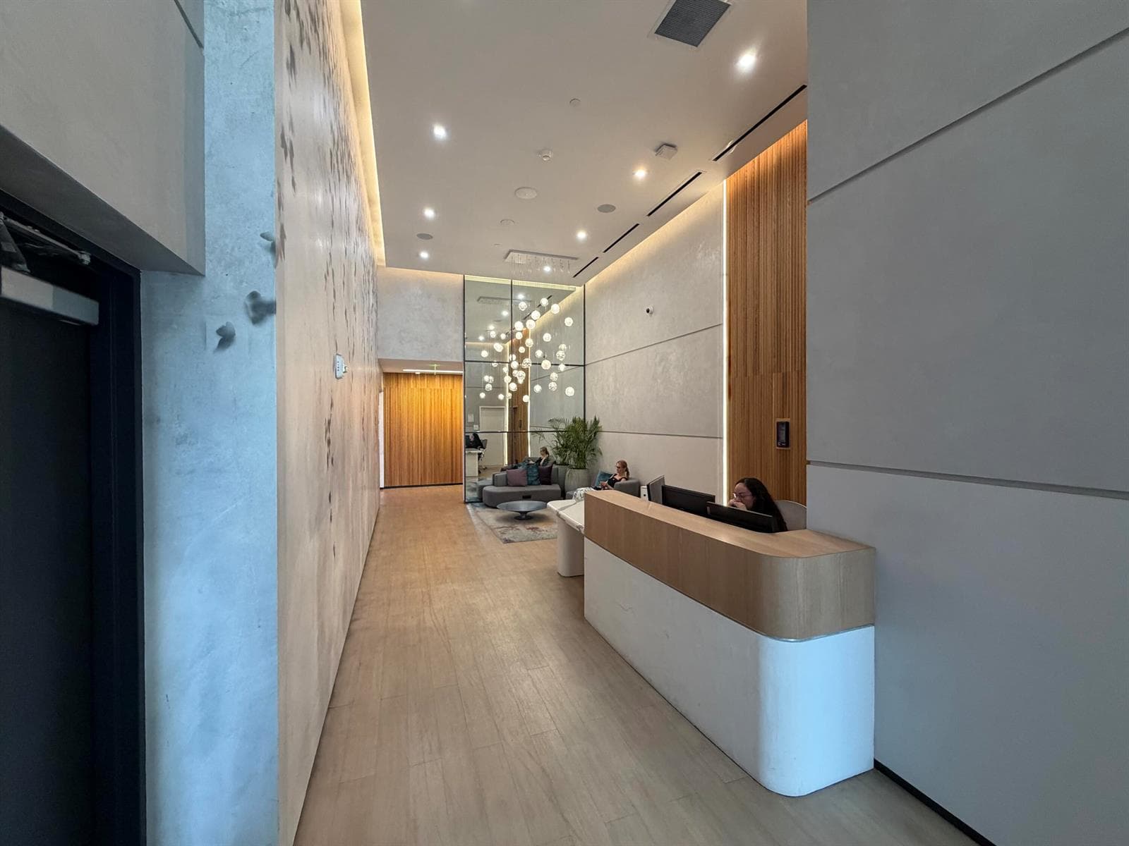227 NE 2nd Street # Unit 1903, Miami, FL 33132 photo 3