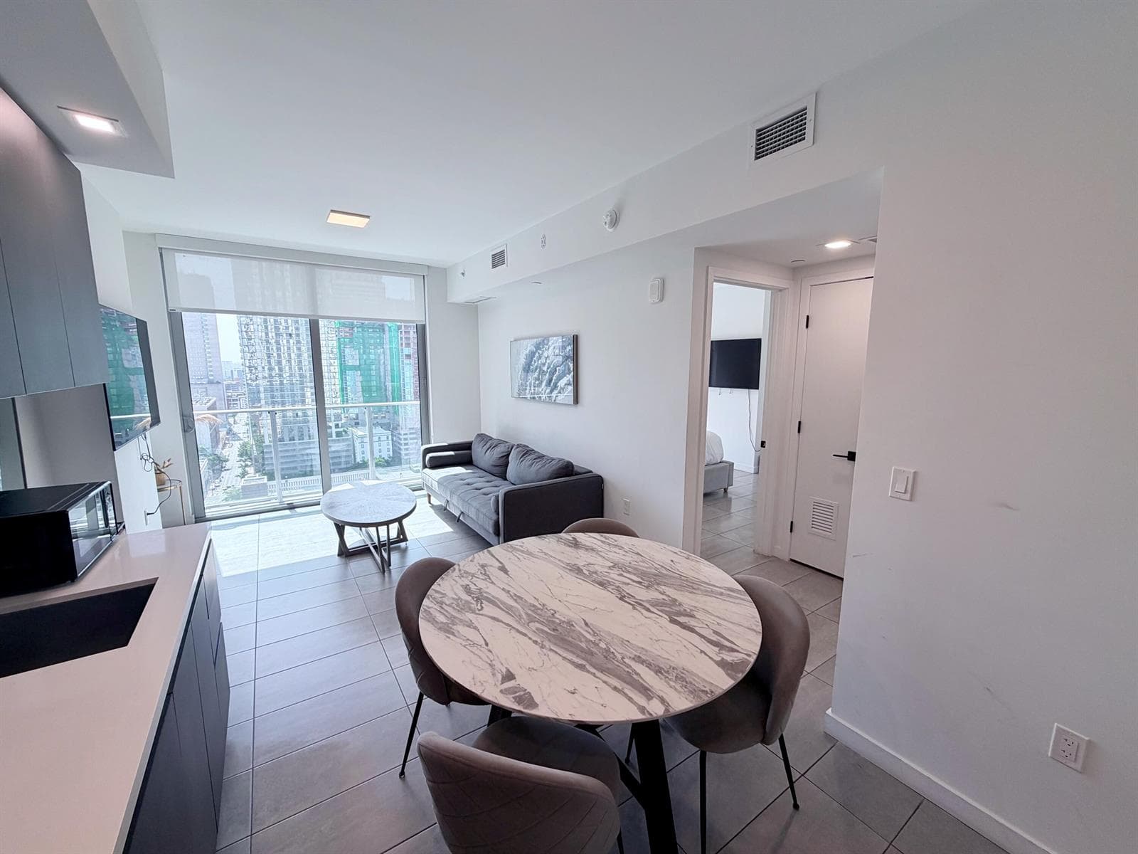 227 NE 2nd Street # Unit 1903, Miami, FL 33132 photo 4