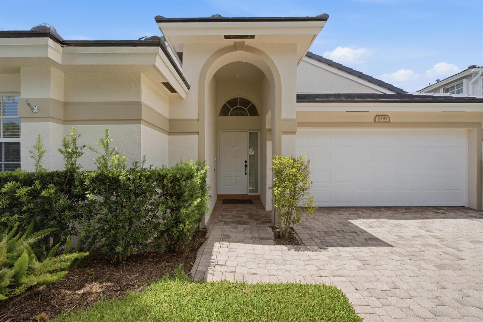208 Jones Creek Drive, Jupiter, FL 33458 photo 4