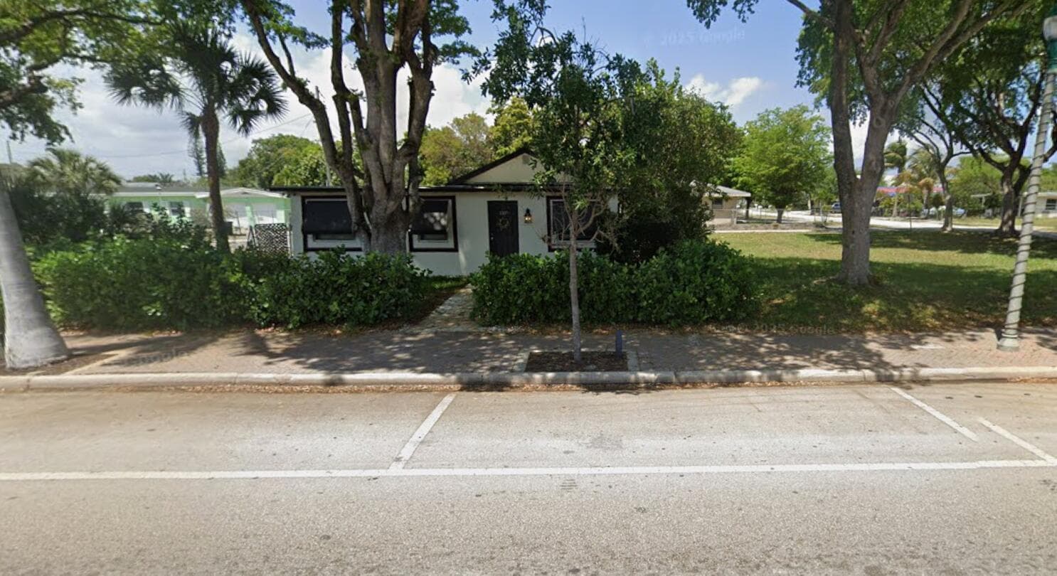 1107 W ATLANTIC Avenue, Delray Beach, FL 33444 photo 2