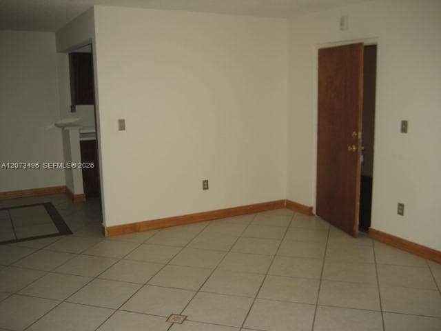 10810 N KENDALL DR # Q-11, Miami, FL 33176 photo 3
