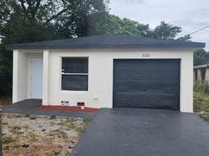 522 N 15TH Street, Fort Pierce, FL 34950