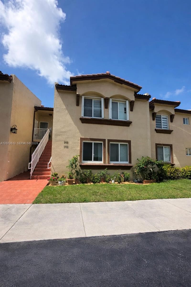 15761 SW 137 ave # 202, Miami, FL 33177 photo 4