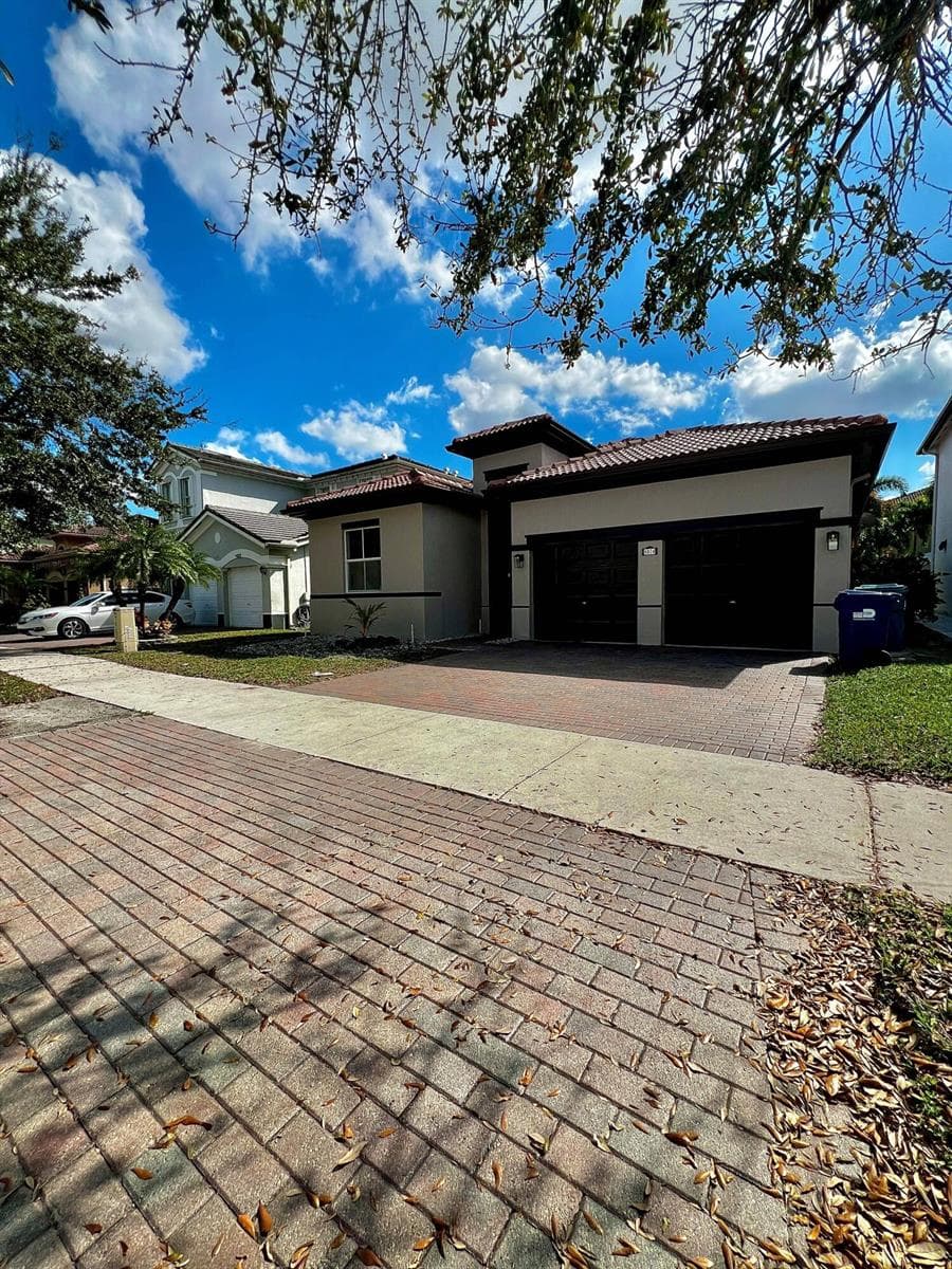 8874 NW 182ND Street, Hialeah, FL 33018 photo 3